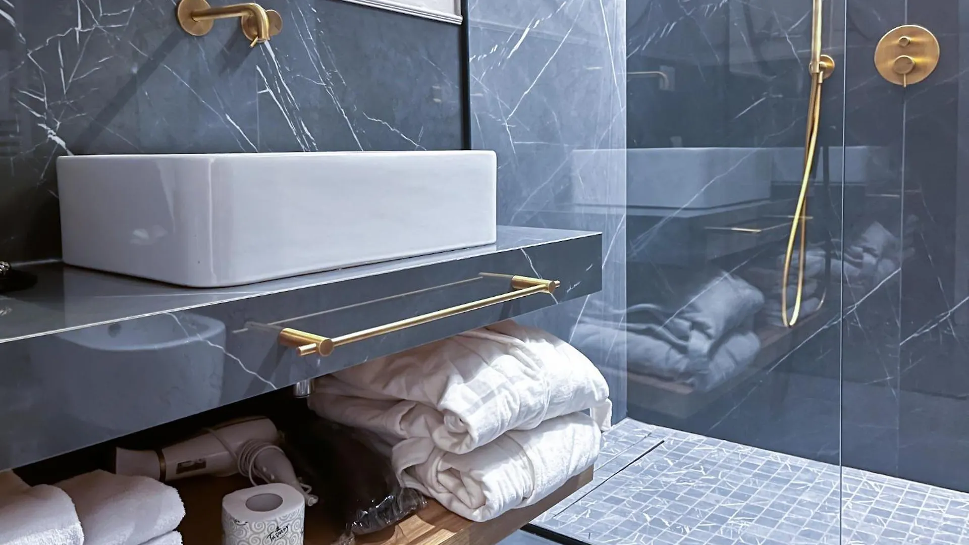 Apartment Prestige Boutique Homes - Piazza Duomo Mailand
