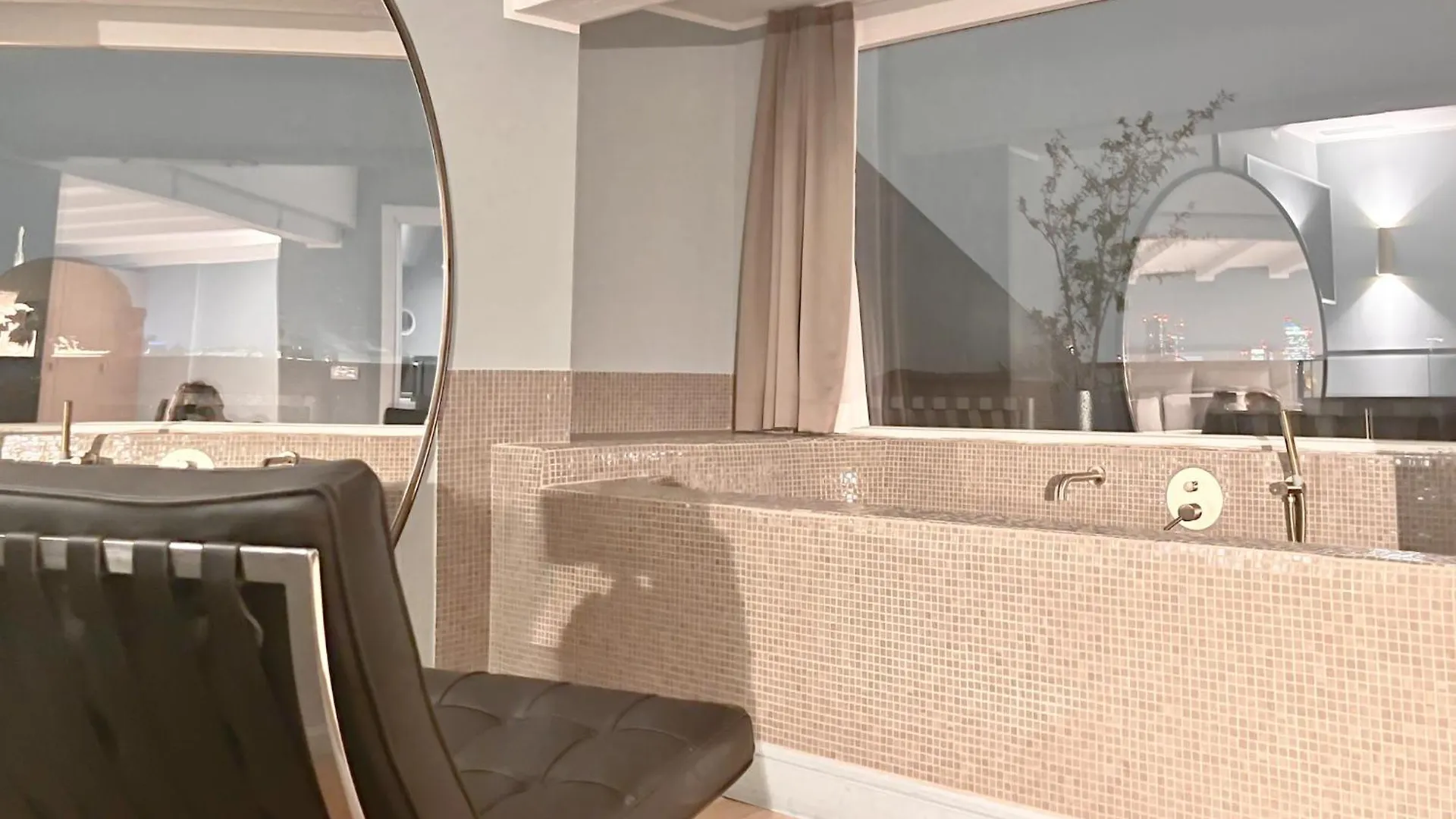 Apartment Prestige Boutique Homes - Piazza Duomo Mailand Italien
