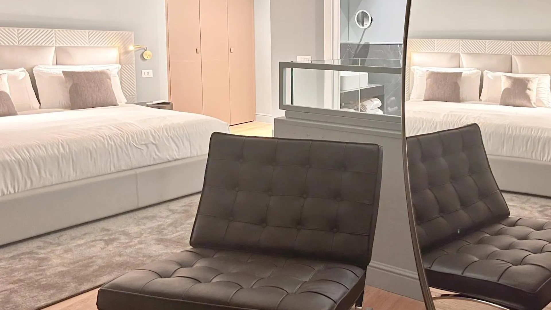 מילאנו Prestige Boutique Homes - Piazza Duomo 0*,